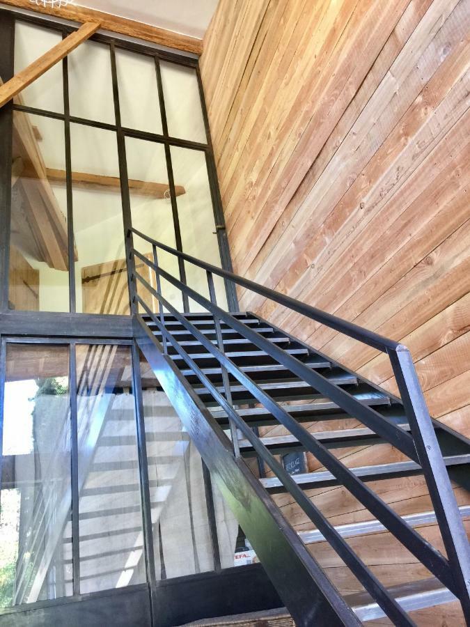 Апартаменты Magnificent Renovated Farmhouse - 10 Min A7 - Anneyron Экстерьер фото