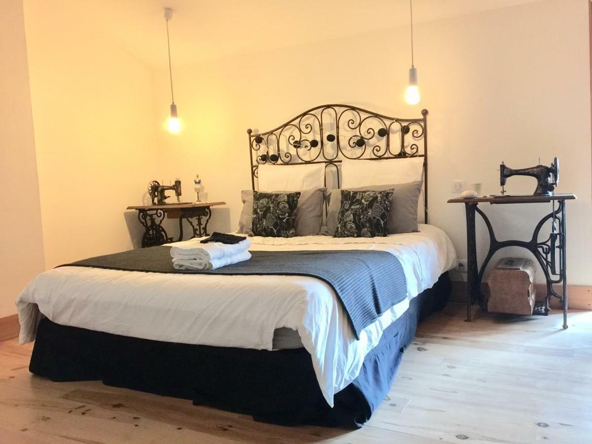 Апартаменты Magnificent Renovated Farmhouse - 10 Min A7 - Anneyron Экстерьер фото