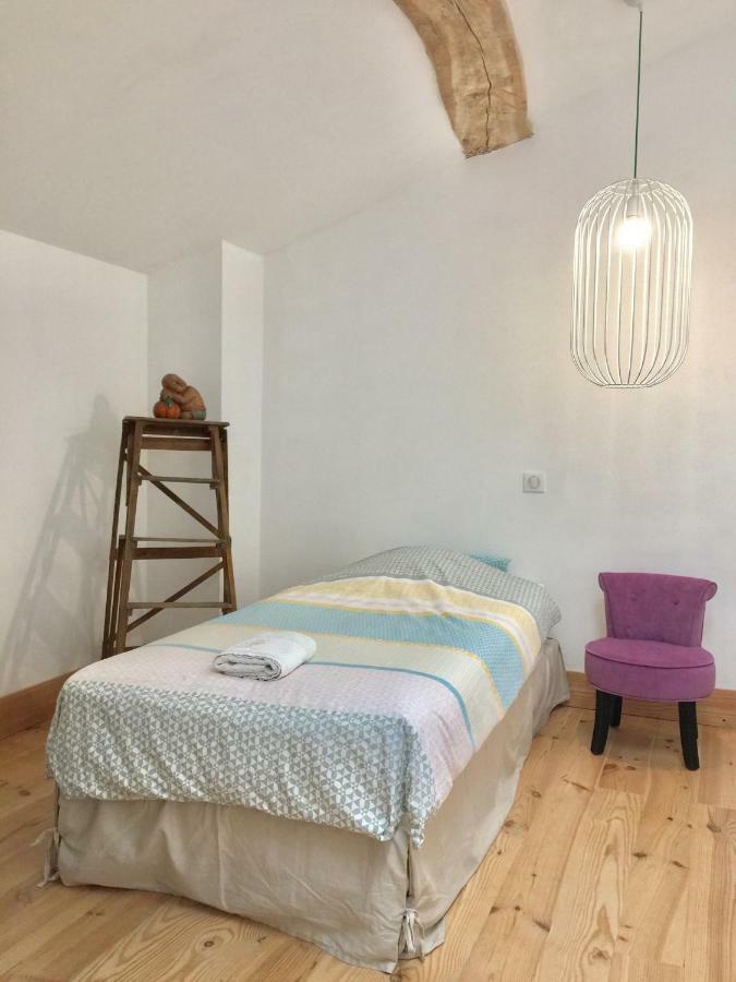 Апартаменты Magnificent Renovated Farmhouse - 10 Min A7 - Anneyron Экстерьер фото