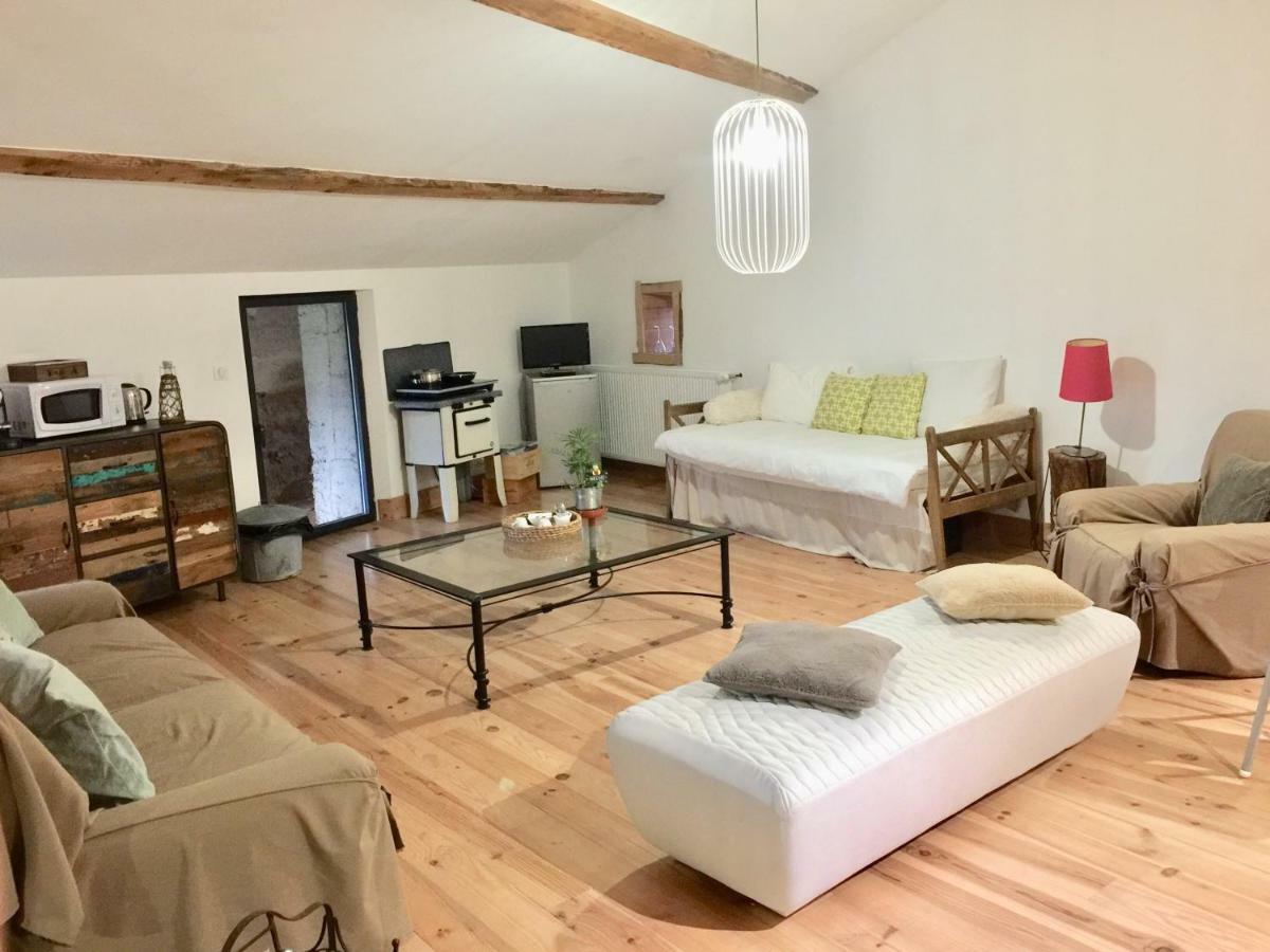 Апартаменты Magnificent Renovated Farmhouse - 10 Min A7 - Anneyron Экстерьер фото
